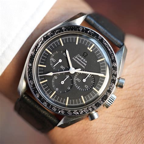 omega speedmaster 105.012 65 review.